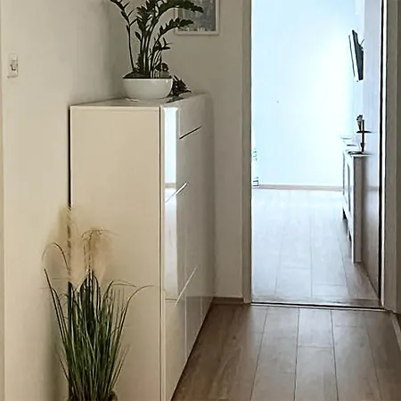 Amazing In With Wifi Apartment Novi Vinodolski